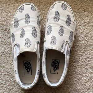 Vans x madewell Slip-On Shoes with paisley print design. Limited edition